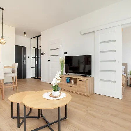 Przytulne W Rzeszowie Z Widokiem Na By Renters رشيشوف