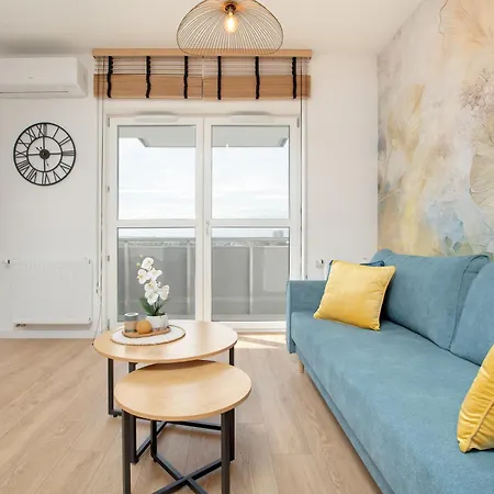 Przytulne W Rzeszowie Z Widokiem Na By Renters