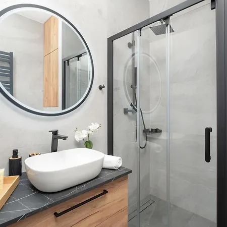 Przytulne W Rzeszowie Z Widokiem Na By Renters Apartment Rzeszow