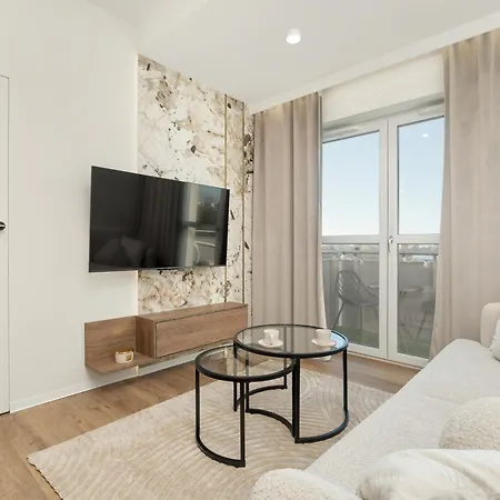 Przytulne W Rzeszowie Z Widokiem Na By Renters شقة