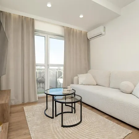Aleja Kopisto W Rzeszowie By Renters 제수프