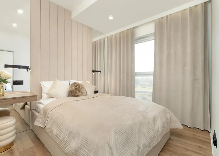 Nowoczesne W Rzeszowie Z Widokiem Na By Renters *